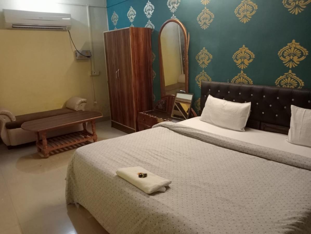 Gangotri Inn Варанаси Экстерьер фото
